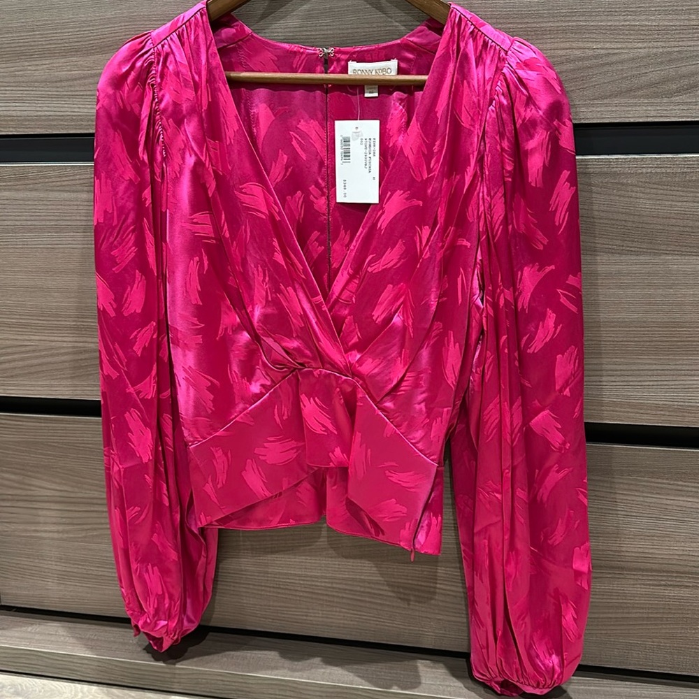 Brand New Ronny kobo fuschia top